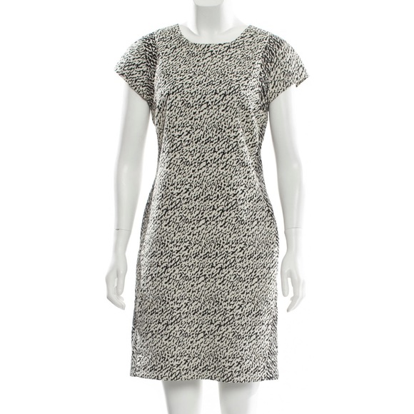 Diane Von Furstenberg Dresses & Skirts - Diane von Furstenberg Shift Dress Large
